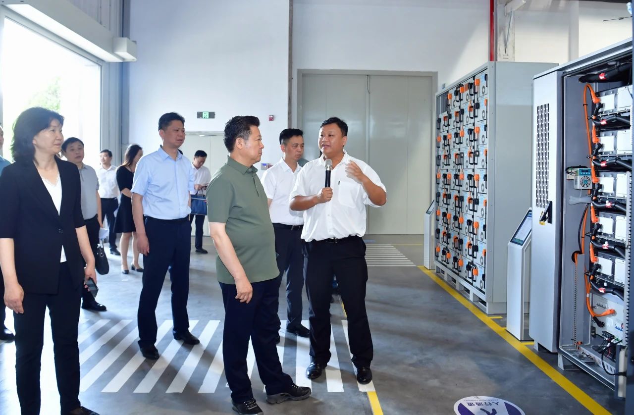 湘潭市委書(shū)記劉志仁深入威勝能源宣講習(xí)近平總書(shū)記考察湖南重要講話和指示精神并調(diào)研